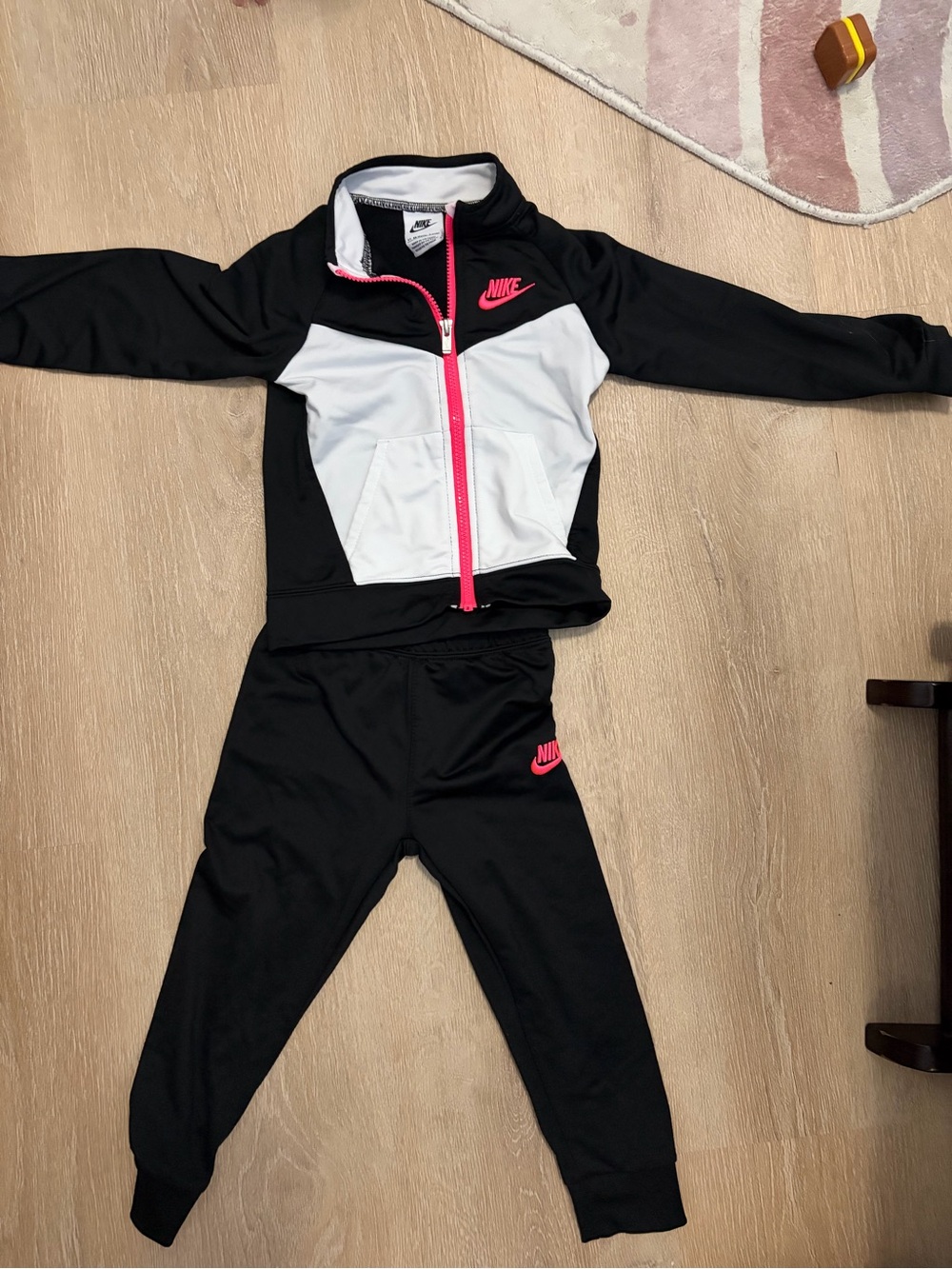 Nike Toddler Sportswear Tricot Track Jacket & Pants Set